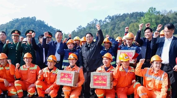 Thủ tướng: 30/4 tới phải khánh thành cao tốc Đồng Đăng - Trà Lĩnh