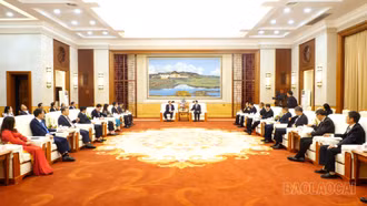 Đoàn đại biểu tỉnh Lào Cai hoàn thành tốt đẹp chương trình nghiên cứu, học tập kinh nghiệm tại tỉnh Vân Nam (Trung Quốc)