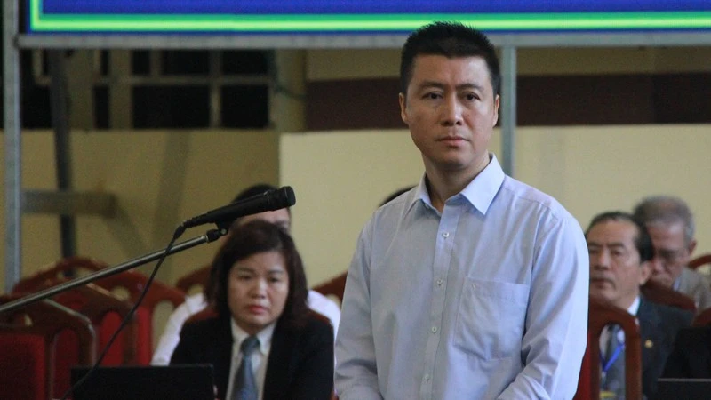 3,5 triệu USD của Phan Sào Nam ở Singapore “bốc hơi” vì sao? 3,5 trieu USD cua Phan Sao Nam o Singapore “boc hoi” vi sao?