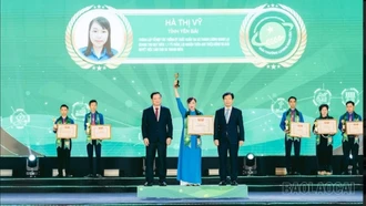 Nữ bí thư Đoàn mở lối làm giàu từ ruộng đồng Cầu Thia