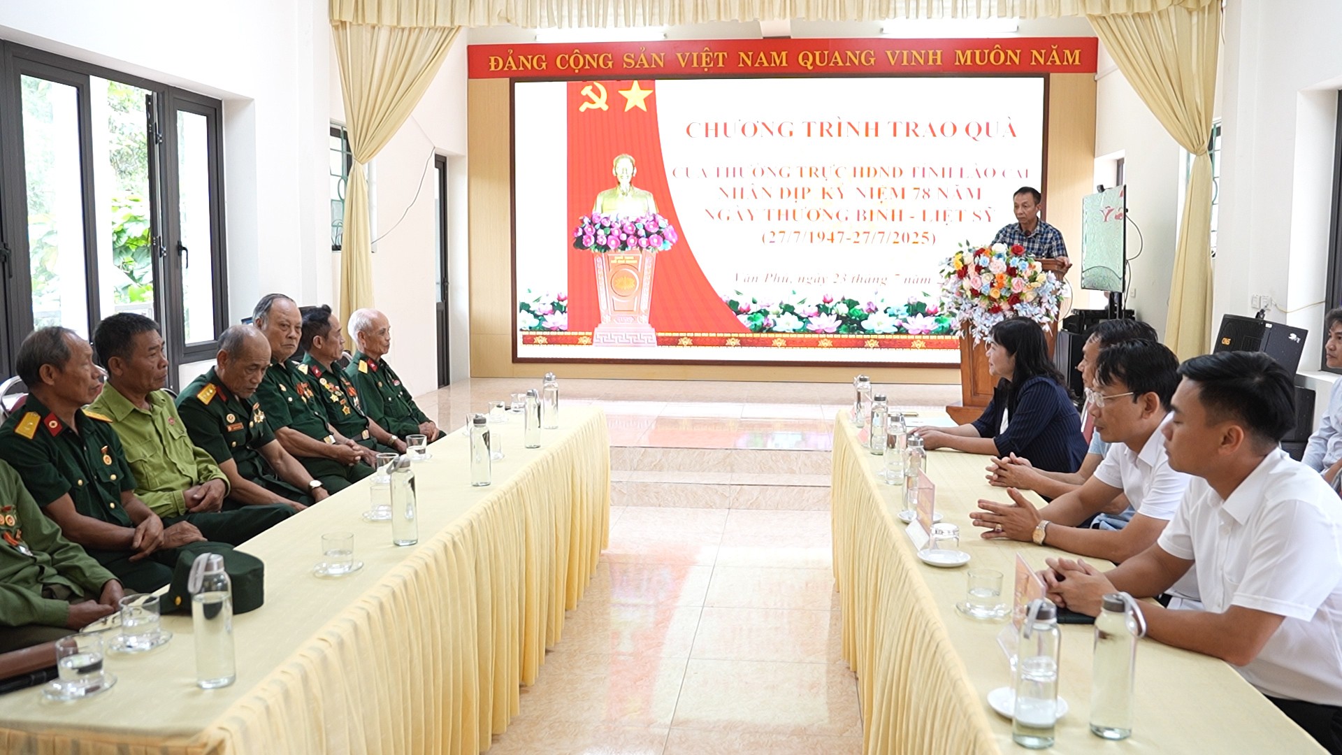 Quang cảnh buổi gặp mặt. gap-mat-3.jpg