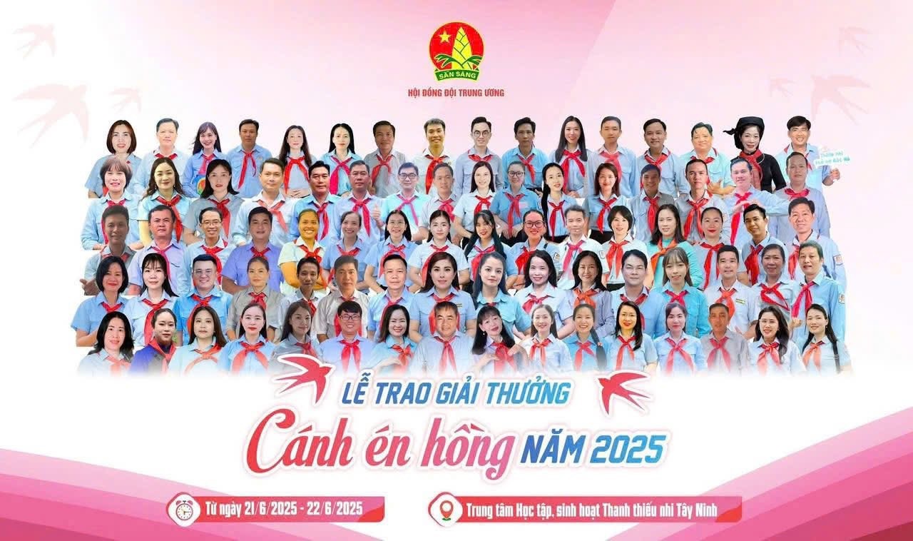 Lễ trao Giải thưởng "Cánh én hồng" năm 2025. img-2328.jpg