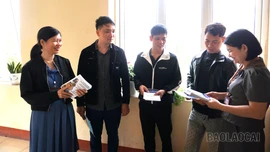 "Cánh cửa" thoát nghèo bền vững