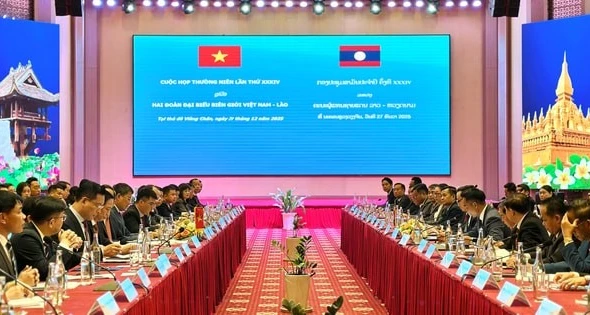 Việt Nam - Lào tiếp tục phối hợp hiệu quả trong quản lý và bảo vệ biên giới