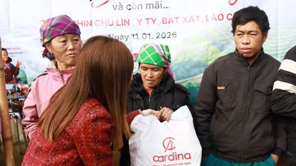 Cardina lan tỏa hơi ấm, dệt tình yêu thương nơi rẻo cao Y Tý