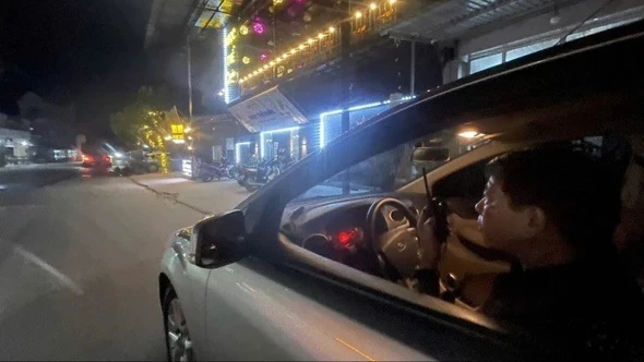 Cảnh sát giao thông hóa trang, mật phục ở quán nhậu, 4 tiếng phát hiện xử lý 24 người vi phạm