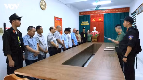 Phó chủ tịch xã cùng 11 đối tượng tham ô gần 7 tỷ đồng tiền công đức ở đền Bắc Lệ