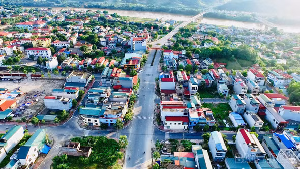 Các địa phương trong tỉnh tổ chức hội nghị lấy ý kiến vào phương án sắp xếp, sáp nhập thôn
