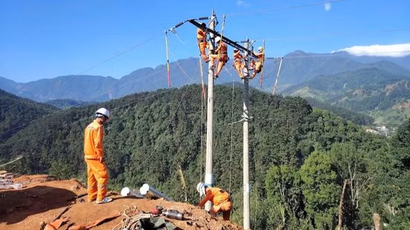 NÓNG: Tiêu thụ điện liên tiếp lập đỉnh, Bộ Công Thương muốn áp dụng ngay khung giờ cao điểm mới