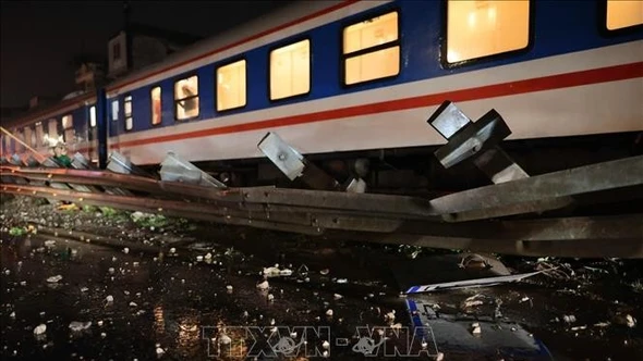 Một ngày xử lý 56 trường hợp vi phạm tại đường ngang đường sắt