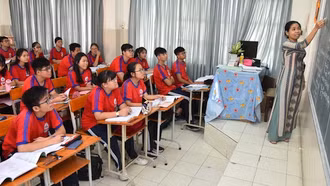 Tổ chức dạy thêm, học thêm ngoài nhà trường phải đăng ký kinh doanh