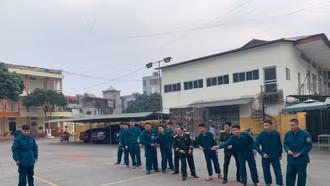 Tổ chức hoạt động vui chơi cho cán bộ, chiến sĩ dịp tết Nguyên đán