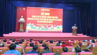 9 tập thể, 35 cá nhân được khen thưởng trong thi đua thực hiện các chương trình mục tiêu quốc gia và Nghị quyết 10