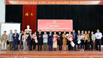 Ra mắt Câu lạc bộ Nông dân sản xuất - kinh doanh giỏi xã Bản Lầu