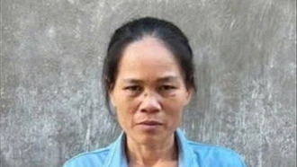 Khởi tố đối tượng chữa bệnh bằng thuốc từ lá cây rừng gây chết người
