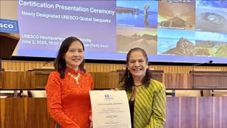 Công viên địa chất Lạng Sơn được trao Bằng công nhận là Công viên địa chất toàn cầu UNESCO