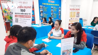 Cần có chính sách với từng nhóm công chức, viên chức thôi việc do sắp xếp bộ máy