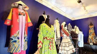 Áo dài Nhật Bình - Sứ giả văn hóa Việt Nam tại Hoa Kỳ