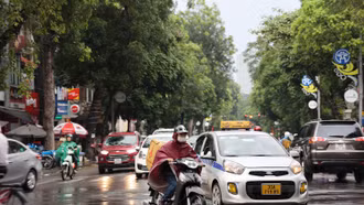 Thời tiết ngày 15/5: Nhiều khu vực có mưa dông, cảnh báo lũ quét và sạt lở đất