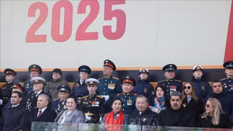 Tổng Bí thư Tô Lâm và Phu nhân dự Lễ duyệt binh kỷ niệm 80 năm Ngày Chiến thắng trong Chiến tranh Vệ quốc vĩ đại tại Moskva