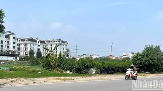 Ngày 9/5, nắng nóng ở nhiều nơi trên cả nước, tối và đêm có mưa rào