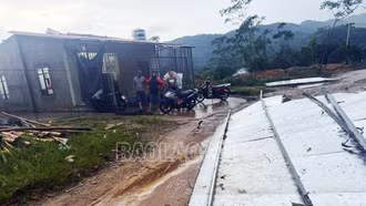 Dông lốc gây nhiều thiệt hại tại xã Chiềng Ken, Khánh Yên và Văn Bàn