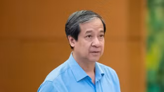 Ngân sách cần chi thêm 8.200 tỷ đồng/năm để miễn học phí cho học sinh 