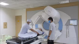 Đề xuất gỡ vướng trong thanh toán chi phí khám, chữa bệnh trên tài sản được tài trợ