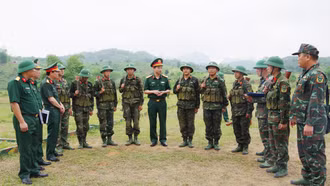 Kiểm tra công tác luyện tập chuẩn bị Hội thao chiến sĩ mới cấp quân khu năm 2025