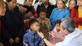 Tăng cường truyền thông nhận thức đúng về trẻ tự kỷ và công tác xã hội