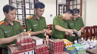 Triệt phá đường dây sản xuất thuốc tân dược giả thu lợi bất chính gần 200 tỷ đồng