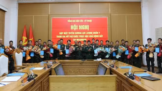 Tuyên dương lực lượng quân y tham gia khắc phục hậu quả động đất tại Myanmar