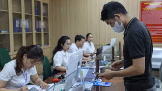 Bộ Nội vụ hướng dẫn cách tính chính sách, chế độ với cán bộ, công chức nghỉ hưu sớm