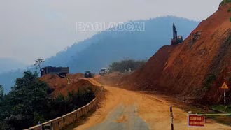 Thông xe bước 1 điểm sạt lở tại Km6+260 Tỉnh lộ 162 (Quý Xa – Văn Bàn)