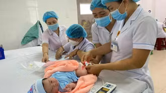 Không xử lý kỷ luật đảng viên sinh con thứ ba trở lên là chủ trương cấp thiết