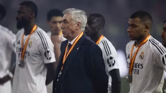 Real Madrid: Nỗi nhớ Kroos và bóng tối sau Siêu Thiên hà