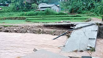 Hoàn lưu bão số 3 làm hư hỏng 113 nhà dân