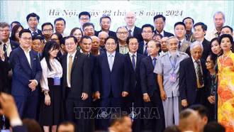 Thủ tướng chia sẻ 3 thông điệp, 3 định hướng, 3 trọng tâm với người Việt Nam ở nước ngoài