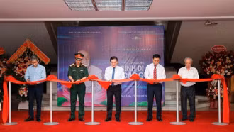 Trưng bày hơn 200 tài liệu, hiện vật tại Triển lãm "Những tấm gương bình dị mà cao quý" năm 2024