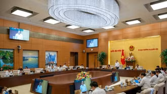 Ủy ban Thường vụ Quốc hội xem xét việc sắp xếp đơn vị hành chính đô thị