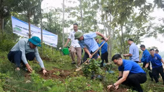 Bát Xát phát động đợt thi đua cao điểm chào mừng 75 năm thành lập Đảng bộ huyện
