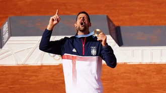 Novak Djokovic "lột xác" để hoàn tất cú Golden Slam