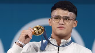 Indonesia giành 2 HCV trong ngày lịch sử Olympic