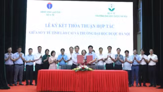 Ký kết hợp tác giữa Sở Y tế tỉnh Lào Cai và Trường Đại học Dược Hà Nội