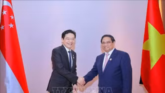 Thủ tướng Phạm Minh Chính và Thủ tướng Singapore họp thường niên lần đầu tiên