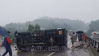 Tai nạn liên hoàn trên cao tốc Nội Bài - Lào Cai