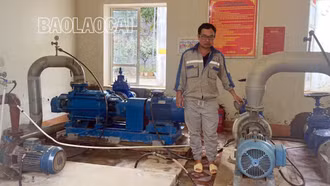 Khắc phục khó khăn sau lũ để cấp nước phục vụ người dân