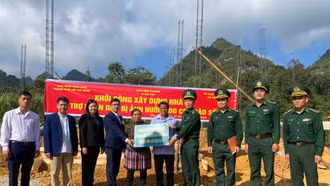 Xung kích, đi đầu trong tuyên truyền, vận động nhân dân chấp hành pháp luật