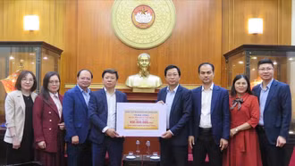 Nghĩa tình cả nước hướng về đồng bào vùng lũ