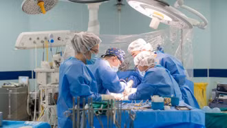 Miễn viện phí toàn dân là bước đột phá trong chính sách y tế của Việt Nam